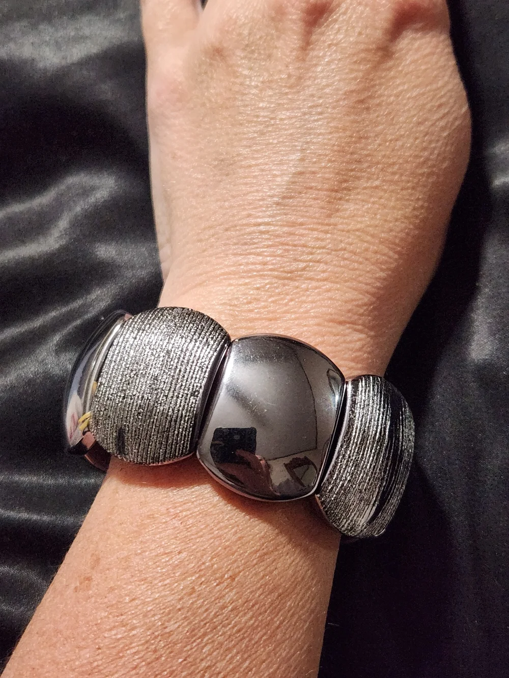 ​Chunky Gunmetal Alternating Textured Smooth Panel Stretch Cuff Bracelet
